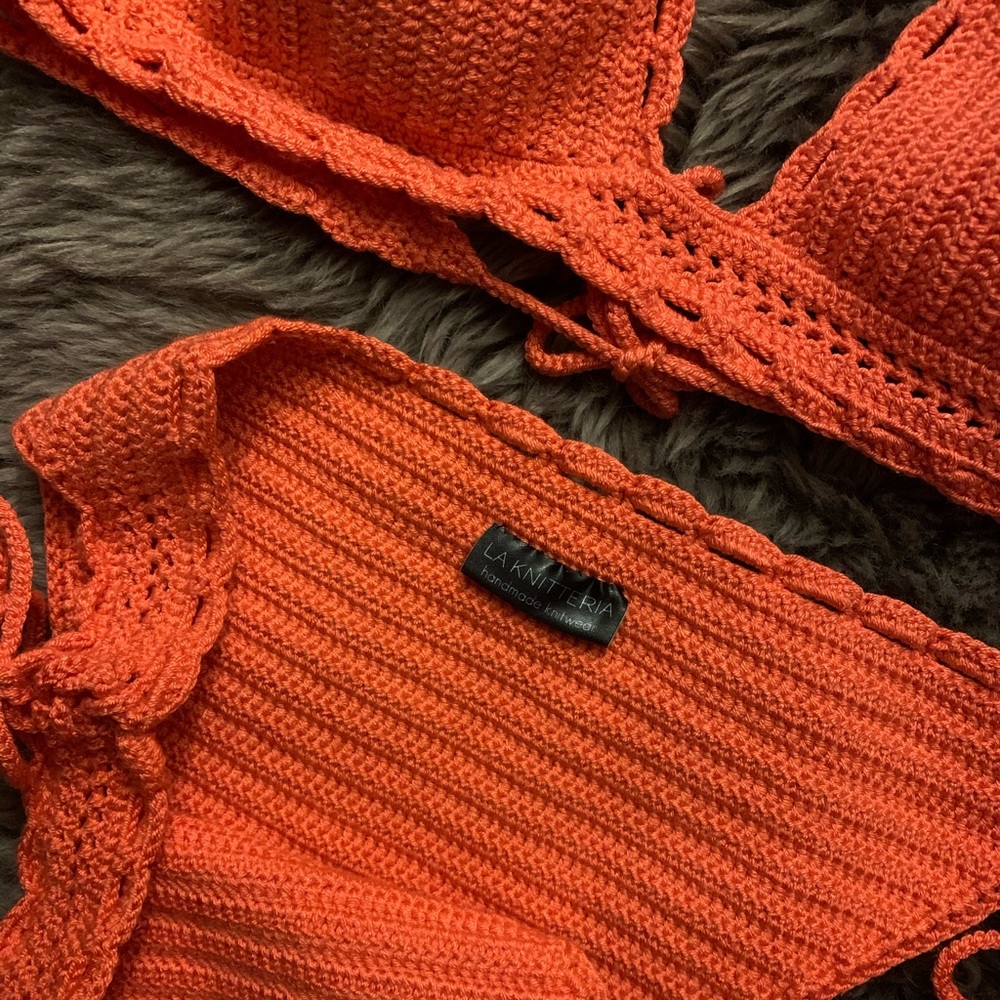 Beautiful hand made bikini - Picture 3 of 3